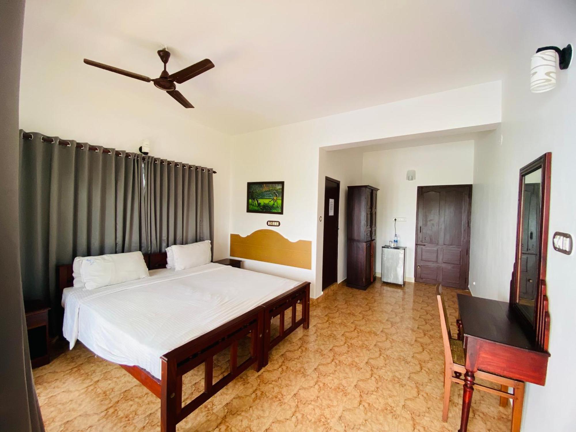 Karma Beach Resort Kovalam Exterior photo